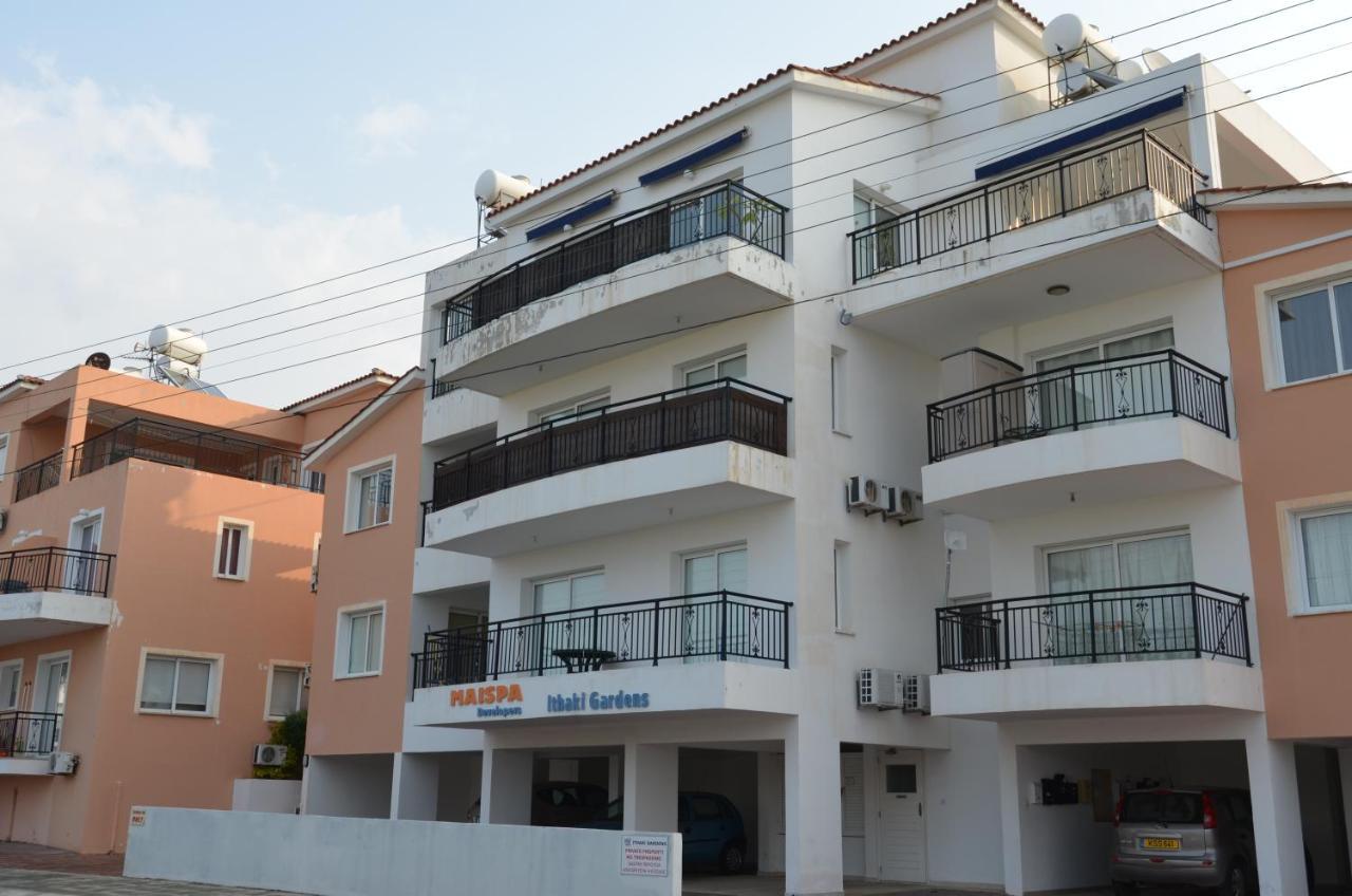 Ithaki Gardens Apartment 107 Paphos Bagian luar foto
