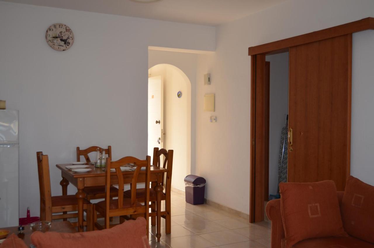 Ithaki Gardens Apartment 107 Paphos Bagian luar foto