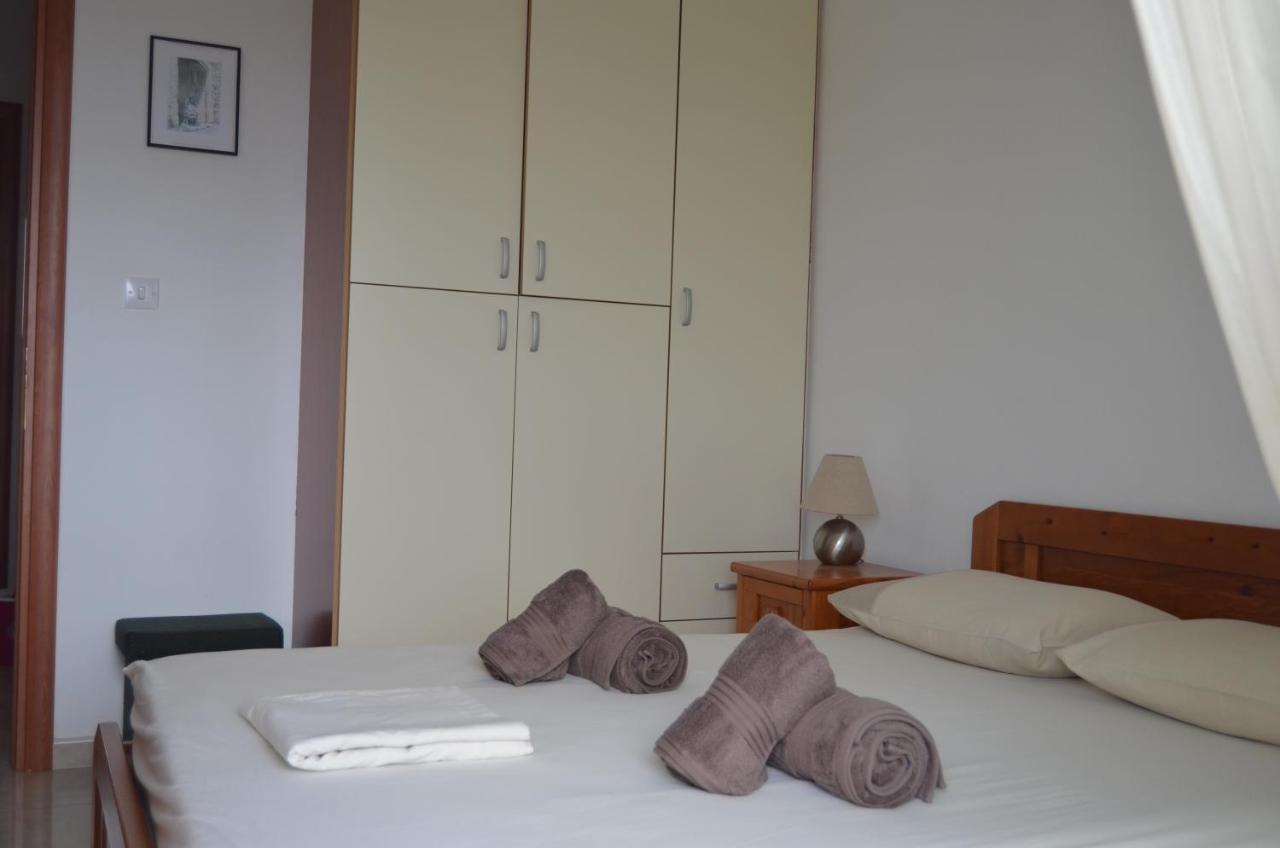 Ithaki Gardens Apartment 107 Paphos Bagian luar foto