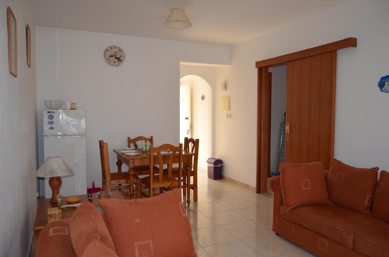 Ithaki Gardens Apartment 107 Paphos Bagian luar foto